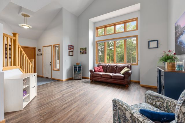 14205 Cherrywood Drive, Baxter, MN 56425