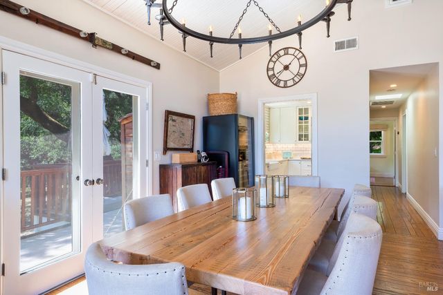 5270 Dry Creek Rd, Napa, CA 94558