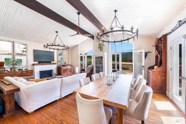 5270 Dry Creek Rd, Napa, CA 94558