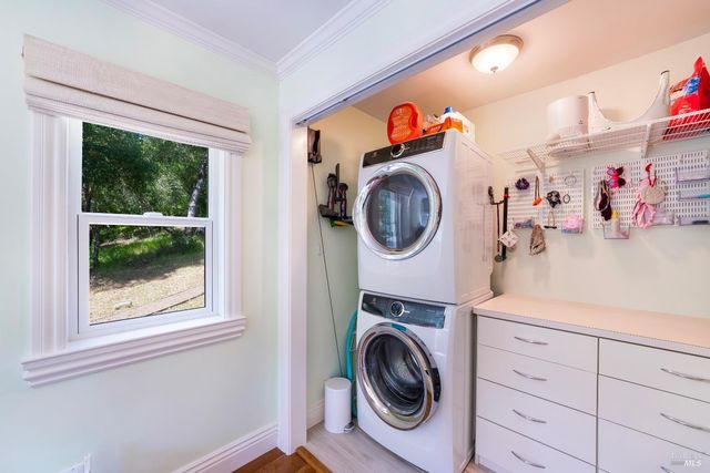 5270 Dry Creek Rd, Napa, CA 94558