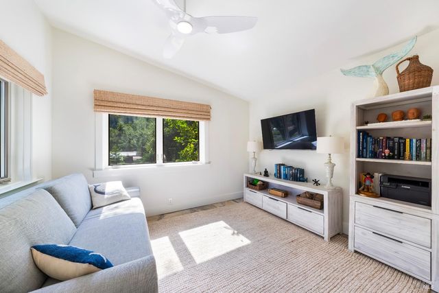 5270 Dry Creek Rd, Napa, CA 94558