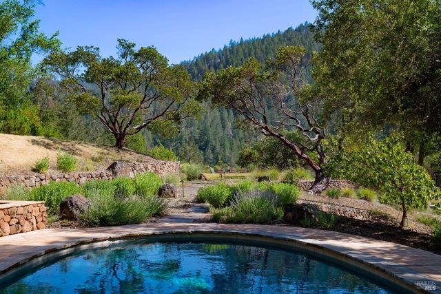 5270 Dry Creek Rd, Napa, CA 94558