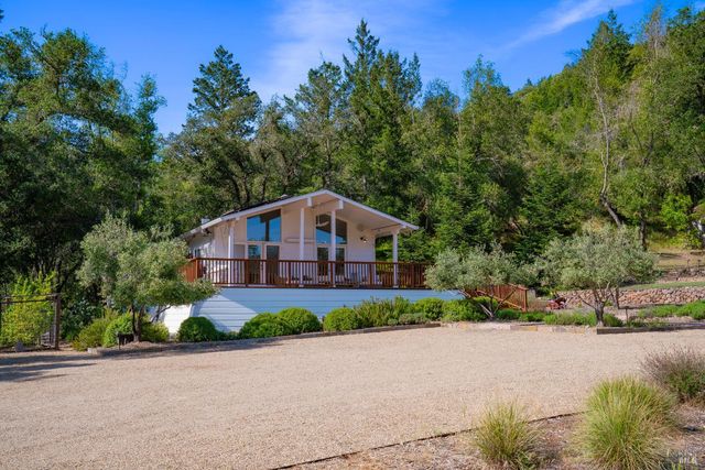 5270 Dry Creek Rd, Napa, CA 94558