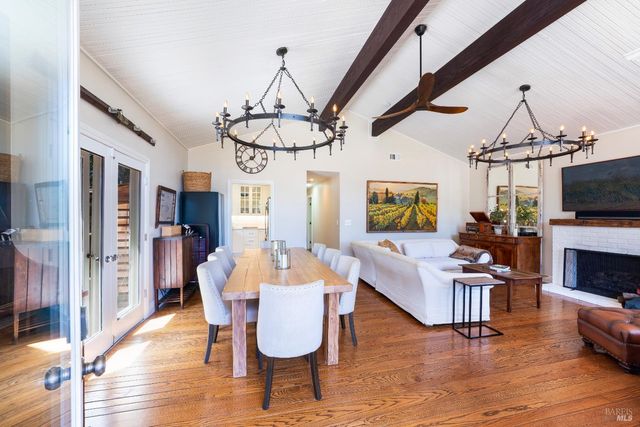 5270 Dry Creek Rd, Napa, CA 94558