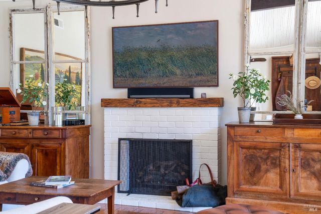 5270 Dry Creek Rd, Napa, CA 94558