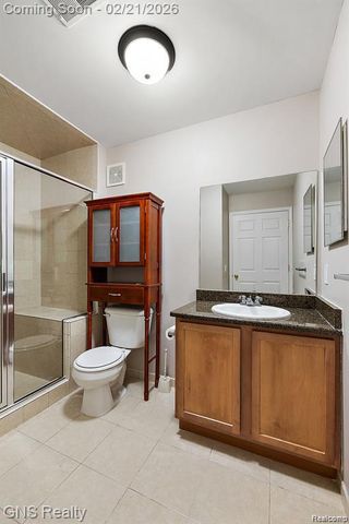 53216 Manchester Avenue, Shelby Charter Township, MI 48316