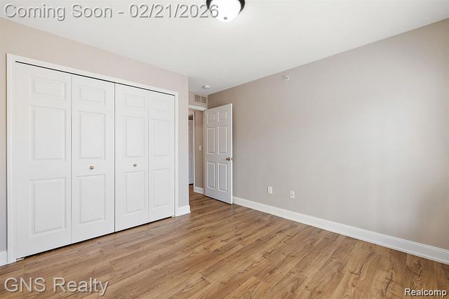 53216 Manchester Avenue, Shelby Charter Township, MI 48316