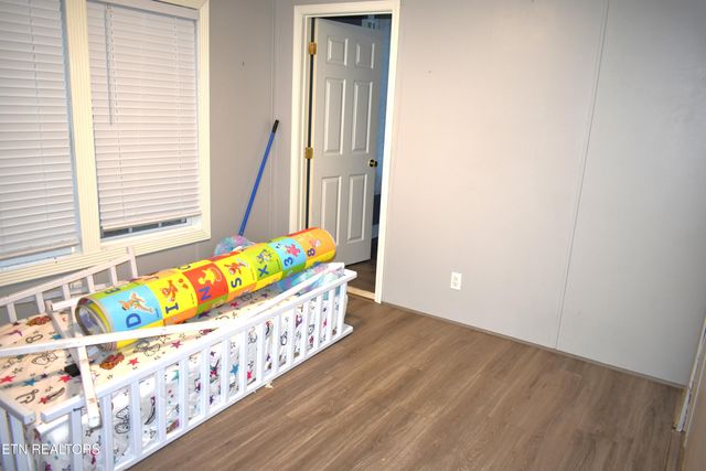 283 Hunley Rd, Speedwell, TN 37870