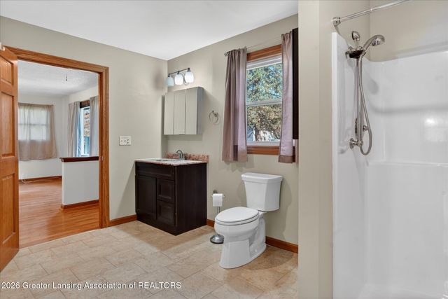 2528 E Nye Highway, Charlotte, MI 48813