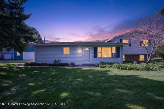 2528 E Nye Highway, Charlotte, MI 48813