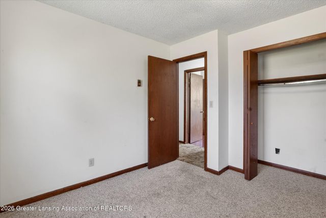 2528 E Nye Highway, Charlotte, MI 48813