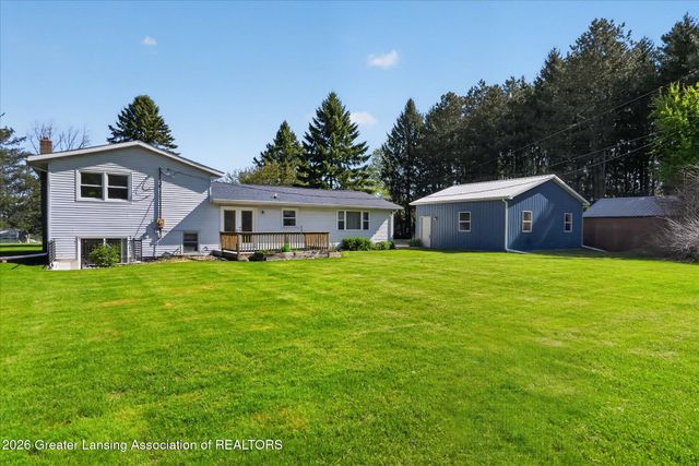 2528 E Nye Highway, Charlotte, MI 48813
