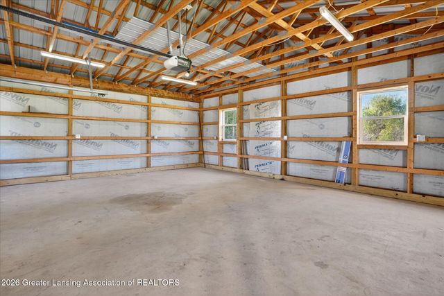 2528 E Nye Highway, Charlotte, MI 48813