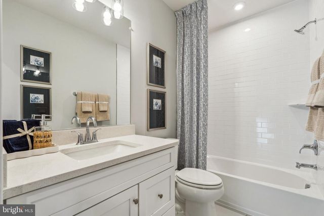 203 CHIANTI TER SE, Leesburg, VA 20175