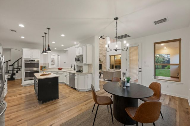 1941 Harvest Dance DR, Leander, TX 78641