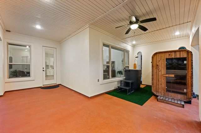 1941 Harvest Dance DR, Leander, TX 78641