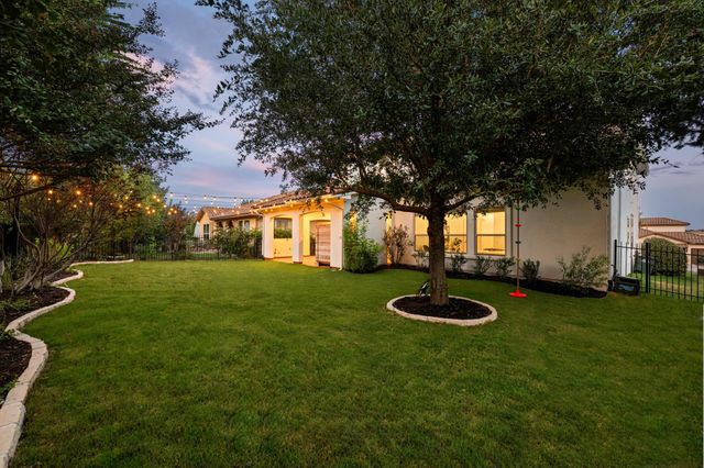 1941 Harvest Dance DR, Leander, TX 78641