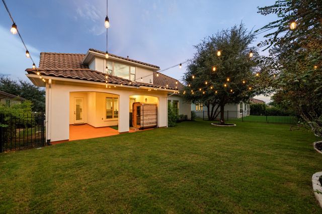 1941 Harvest Dance DR, Leander, TX 78641