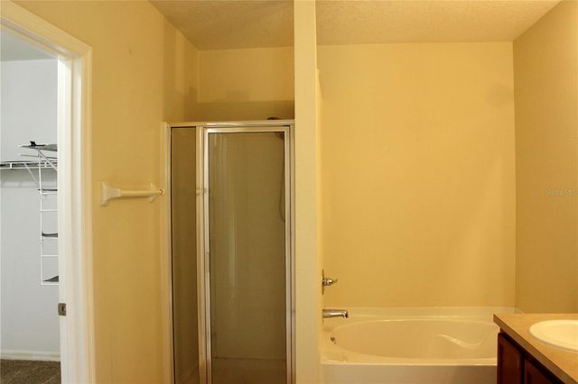 4881 WINDBOURNE WAY, St Cloud, FL 34772