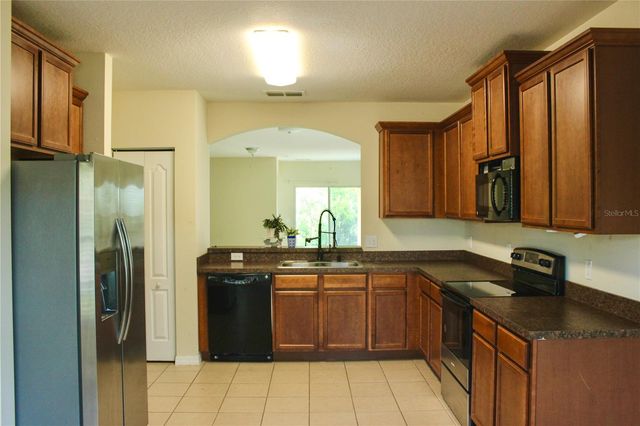 4881 WINDBOURNE WAY, St Cloud, FL 34772