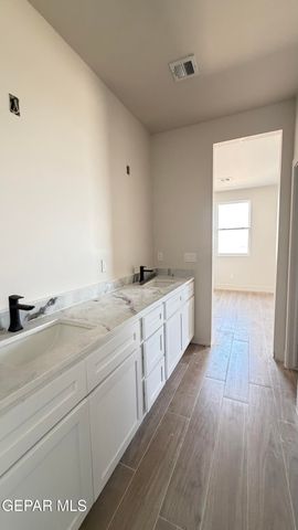 12316 Ben Dowell Way, El Paso, TX 79934