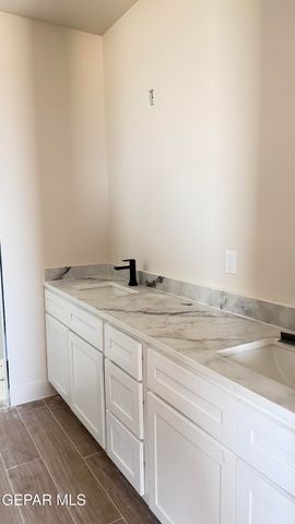 12316 Ben Dowell Way, El Paso, TX 79934