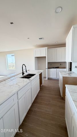 12316 Ben Dowell Way, El Paso, TX 79934