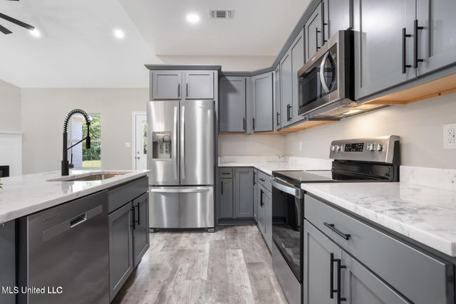 1400 Aubin Boulevard, Gautier, MS 39553