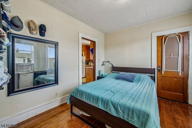 264 Getty Ave, Clifton City, NJ 07011