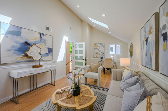 10112 Adelheid, Cupertino, CA 95014