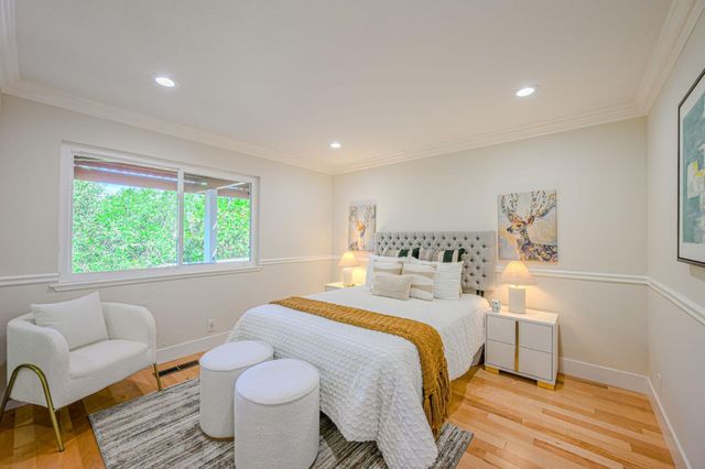 10112 Adelheid, Cupertino, CA 95014