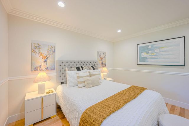 10112 Adelheid, Cupertino, CA 95014