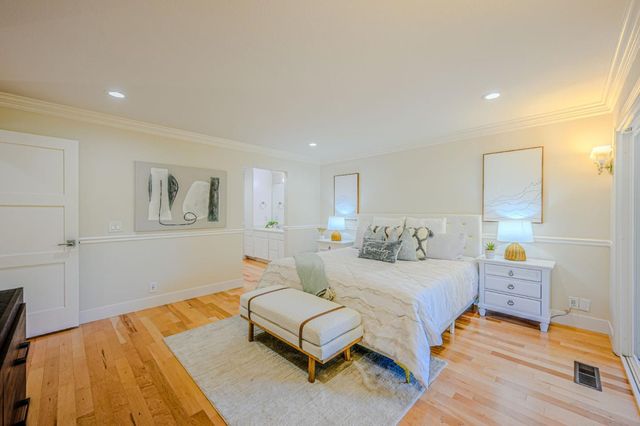 10112 Adelheid, Cupertino, CA 95014