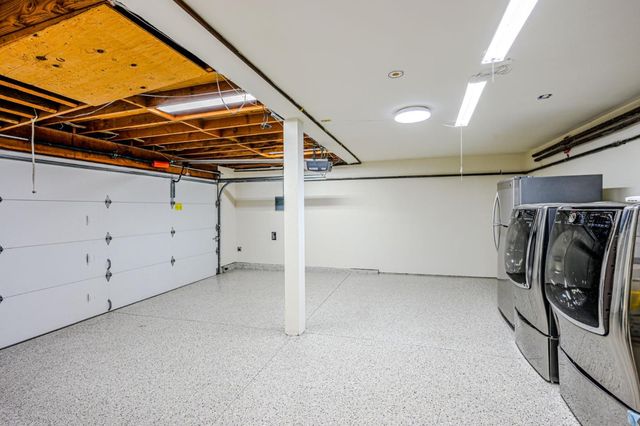 10112 Adelheid, Cupertino, CA 95014