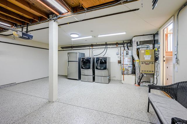 10112 Adelheid, Cupertino, CA 95014