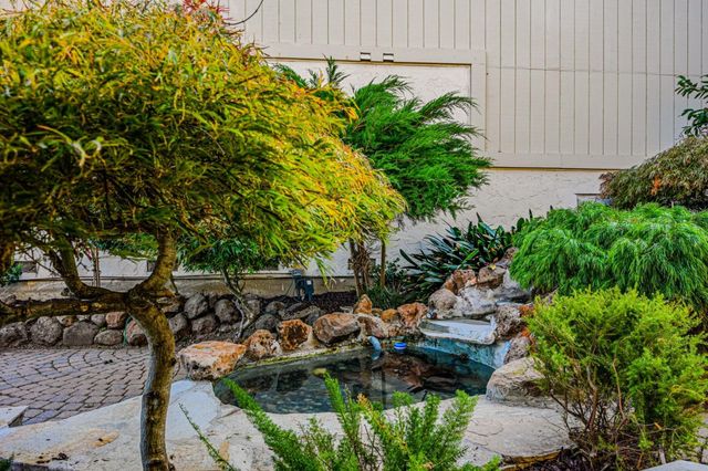 10112 Adelheid, Cupertino, CA 95014