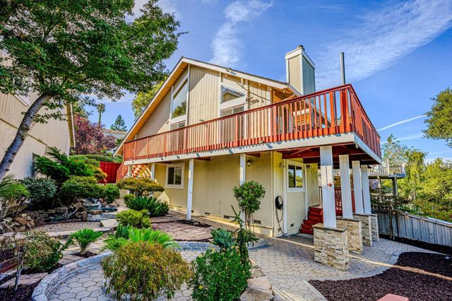 10112 Adelheid, Cupertino, CA 95014