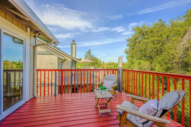 10112 Adelheid, Cupertino, CA 95014