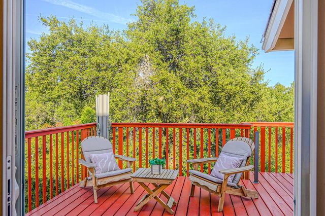 10112 Adelheid, Cupertino, CA 95014