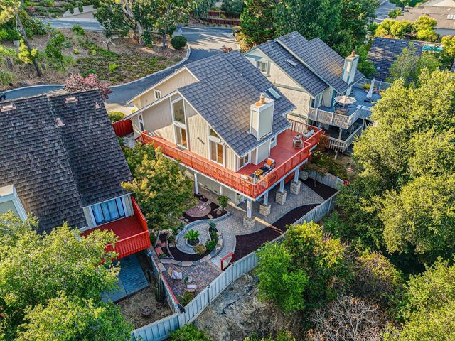 10112 Adelheid, Cupertino, CA 95014