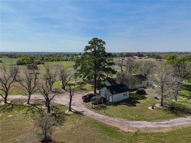 17260 Highway 6, Navasota, TX 77868