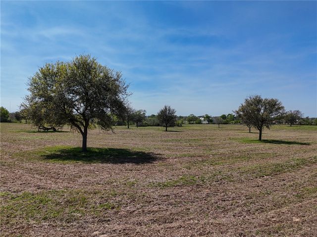 17260 Highway 6, Navasota, TX 77868