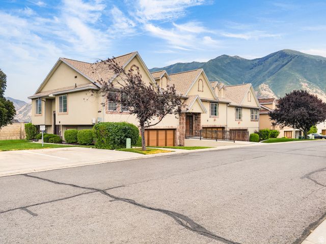 2933 E SOMERSET DR, Spanish Fork, UT 84660