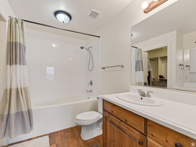 2933 E SOMERSET DR, Spanish Fork, UT 84660