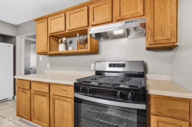 119 N 9th Avenue, Beech Grove, IN 46107