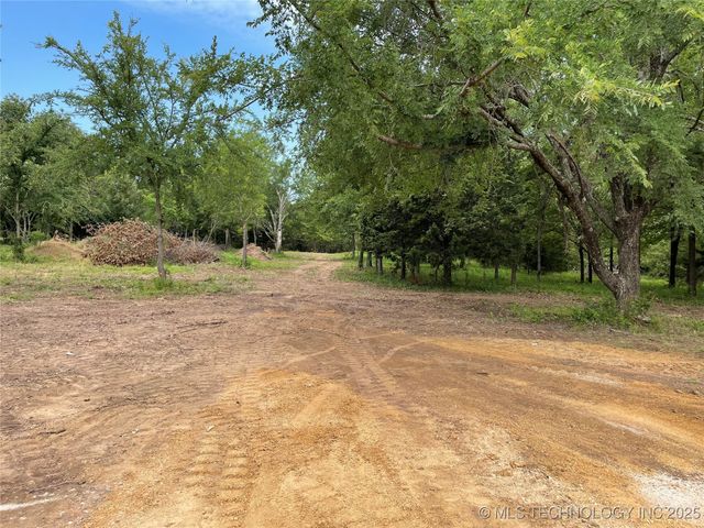 003 Lovers Lane, Kingston, OK 73439