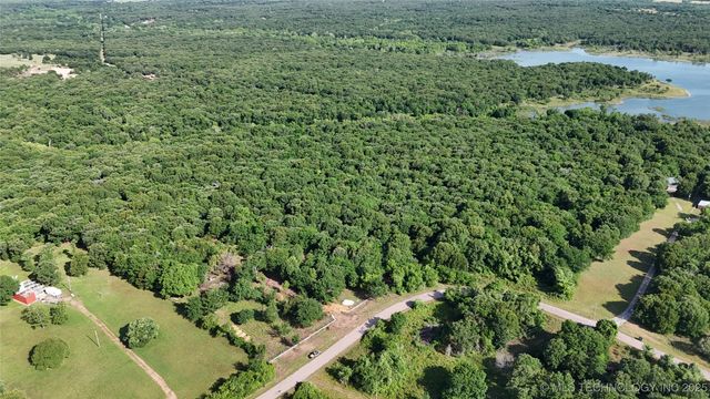 003 Lovers Lane, Kingston, OK 73439