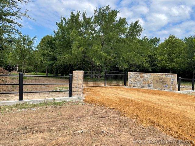 003 Lovers Lane, Kingston, OK 73439