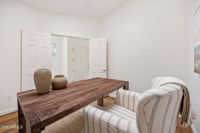 8118 N 10TH Place, Phoenix, AZ 85020