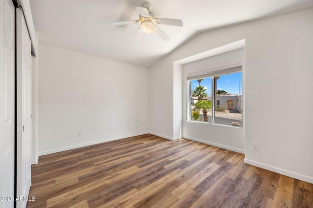 8118 N 10TH Place, Phoenix, AZ 85020
